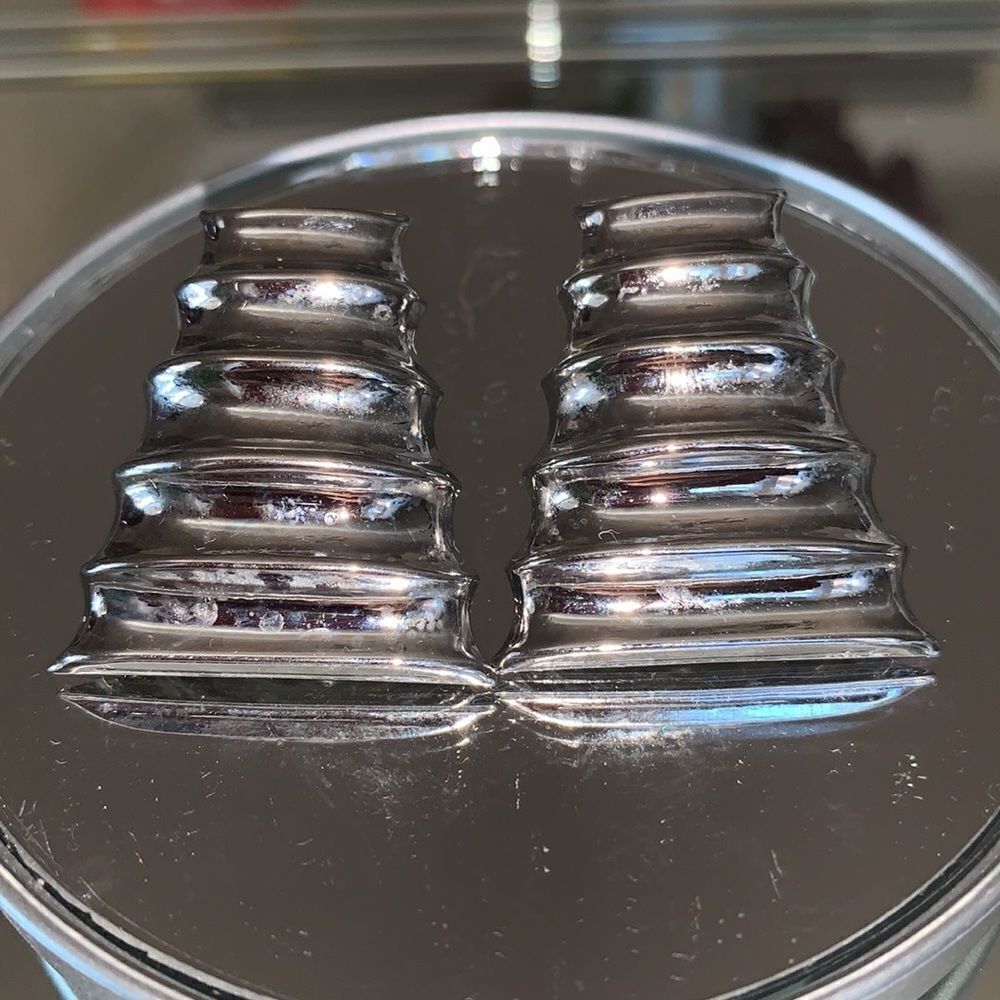 Vtg Haystack Shaped Silverpost Earrings - image 2